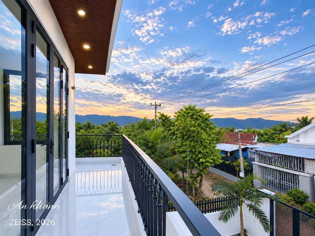 Bán nhà mới 2 mặt tiền 94m2 diên khánh nha trang || gần biển 20 phút | giá 1 tỷ 980 full nội thất