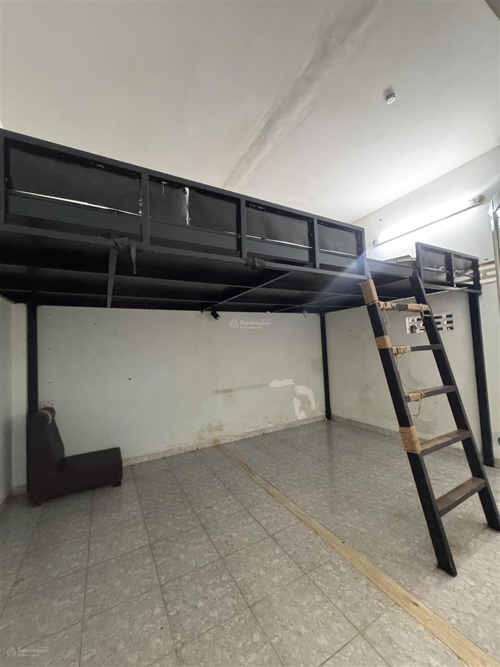 Bán nhà riêng 180m2  2 mặt tiền gần chợ, sát biển hòn rớ phường nam nha trang || chỉ 4 tỷ 5