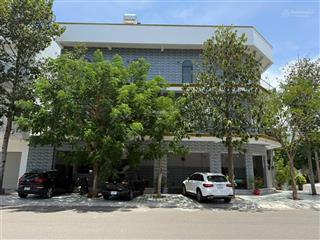 Bán nhà 2 mặt tiền trung tâm phường phú thủy, phan thiết vị trí kinh doanh siêu đẹp