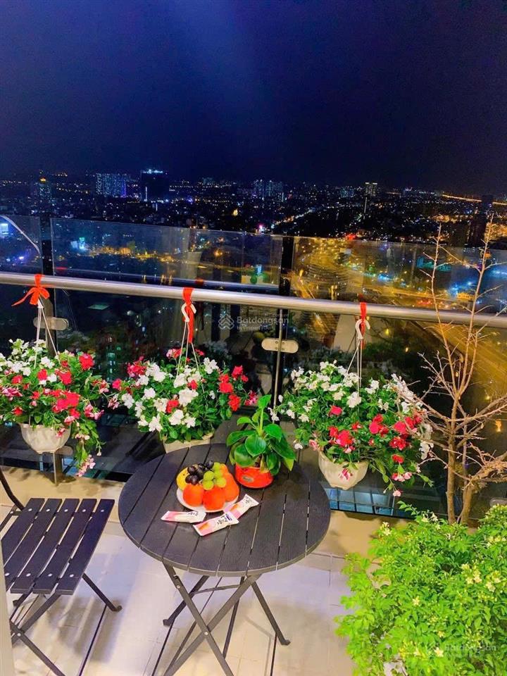 Tôi chính chủ cần bán căn hộ có nội thất đẹp nhất the goldview , không có căn thứ 2
