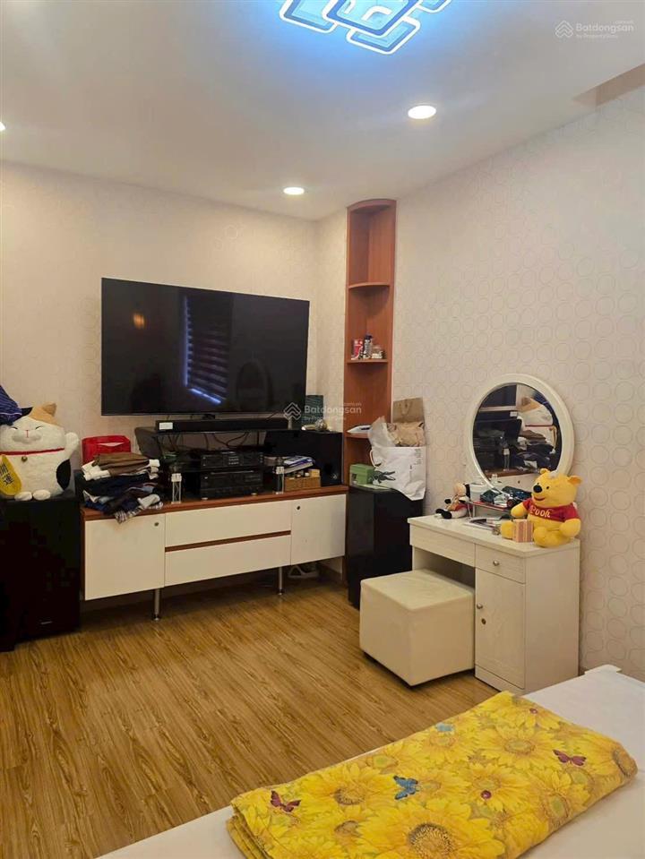 Chủ cần tiền bán gấp nhà 5x15m chỉ 7,5 tỷ, sổ hồng riêng.
