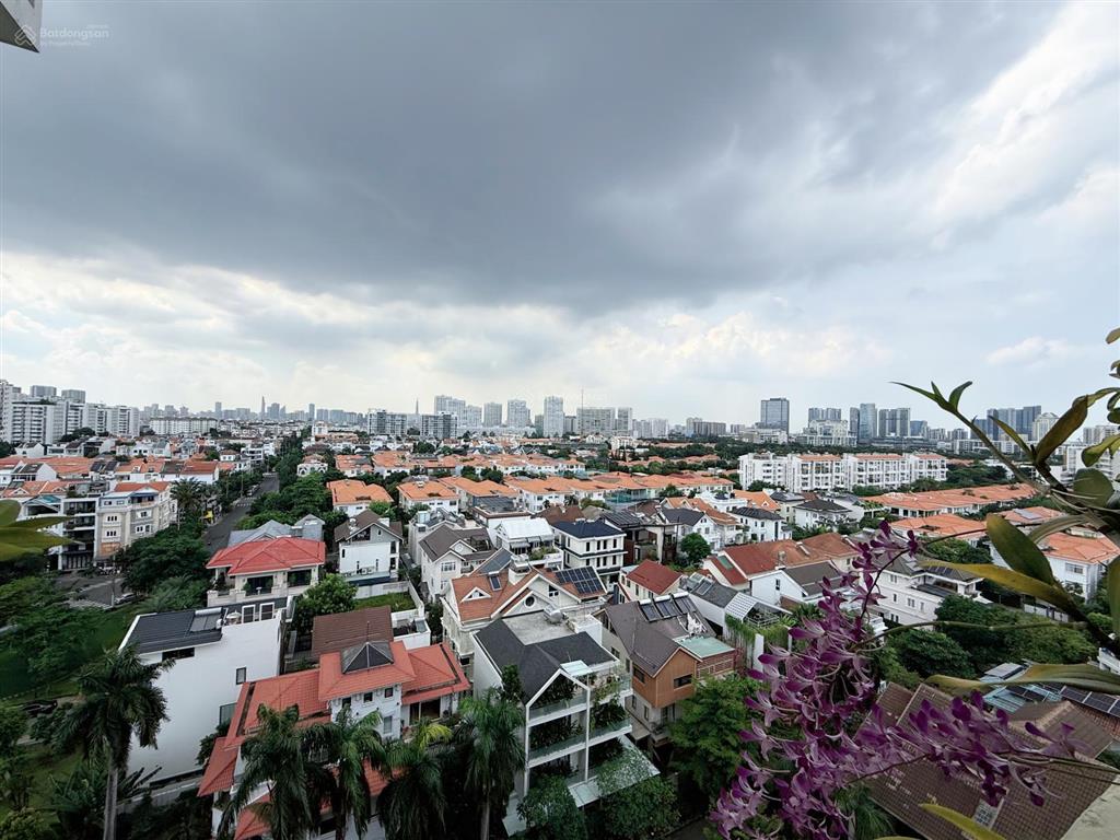 Chính chủ gửi bán căn hộ grand view nhà đẹp giá đầu tư chỉ 10,5 tỷ.  em xem nhà thực tế