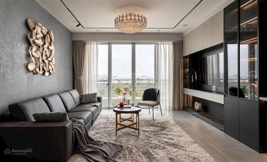 Bán căn hộ 180m2 riverside residence giá siêu tốt đầu tư 14.1 tỷ .  o917761949 em trang