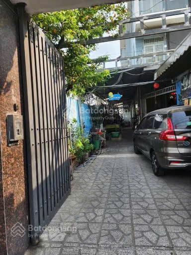 Phòng trọ cho thuê, 12m mặt tiền đường lớn, gần trường chợ trạm xe buýt, st gigamall, phòng m lạnh