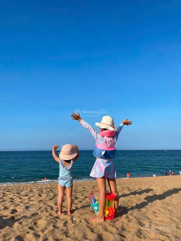 Bán lô 318 m mặt đường lý tự trọng, khu phố phú thọ 2, view biển