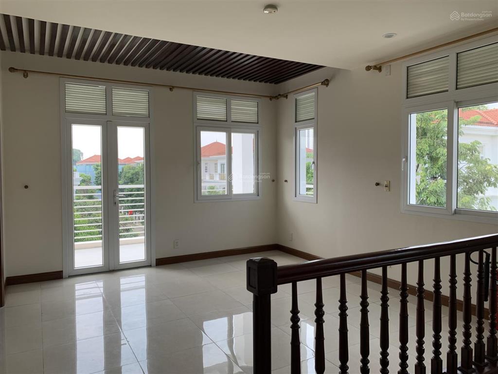 Cho thuê biệt thự kđt splendora, bắc an khánh. dt 270m2. 5pn. giá 28 triệu  0972 682 ***