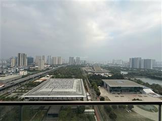 Bán căn hộ vinhomes west point, tòa w3125.5m2, 4pn, 2wc, 2bc, view hồ, tthnqg rất đẹp, giá 18,2 tỷ