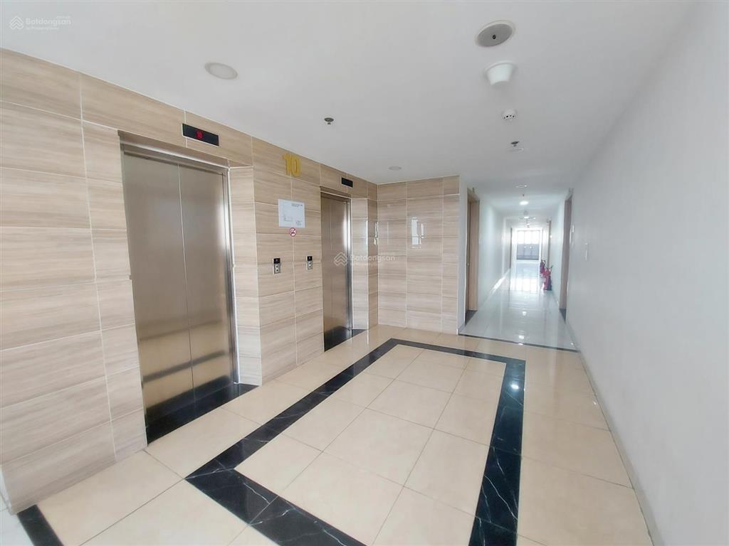 Cách trung tâm q1 30p  bán nhanh căn góc 70m2, 2pn2wc, sổ hồng riêng, giá 2 tỷ 8 tl