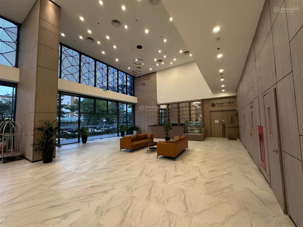 Cho thuê mặt bằng tầng 1 750m2 gần lotte làm siêu thị, nhà hàng