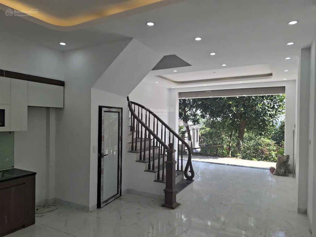 Chính chủ bán nhà 43.3m² x 3 tầng, nhà mới tại đồng lư, quốc oai giá 3.18 tỷ