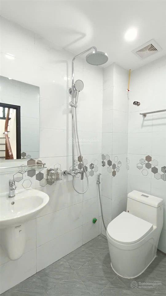 Chính chủ bán nhà 43,3m2 x 3 tầng, 3 mặt thoáng tại hoài đức, chỉ 3,58 tỷ