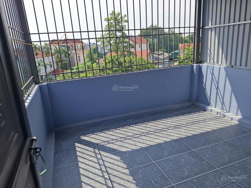 Chính chủ bán nhà 40m² x 4 tầng, 3 mặt thoáng, ô tô đỗ cửa tại đan phượng
