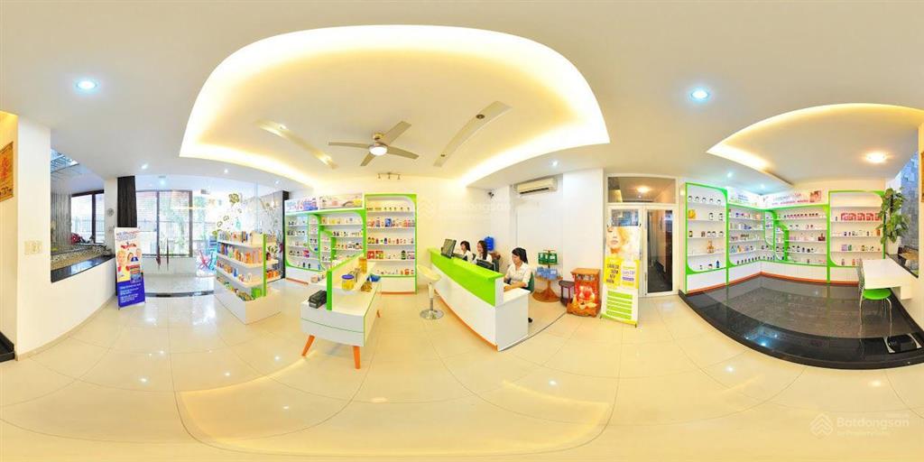Cho thuê mặt bằng 256m2 mặt tiền 11m phố giảng võ
