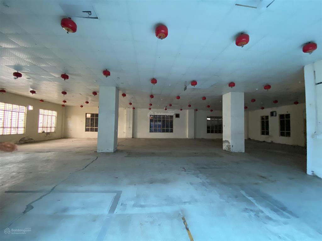 Cho thuê tòa nhà 400m2 x 5 tầng + sân khu tam chinh làm đào tạo, dưỡng lão