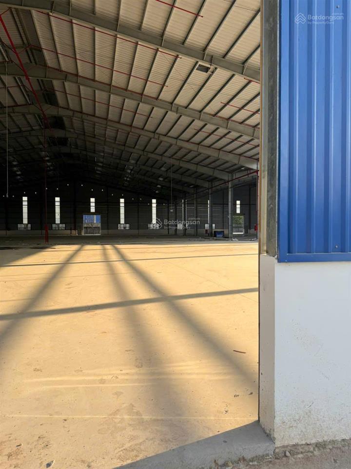 Cho thuê kho xưởng hơn 6000m2 pccc tự động tại bình dương