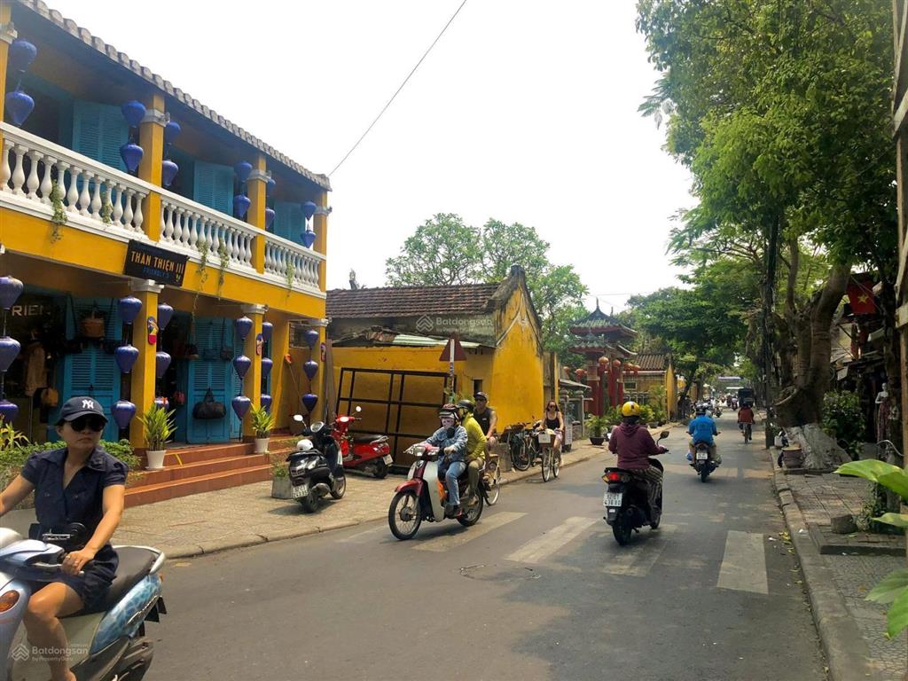 Bán nhà mặt tiền nguyễn duy hiệu cách phố đi bộ hội an chỉ vài bước chân. vị trí kinh doanh sầm uất