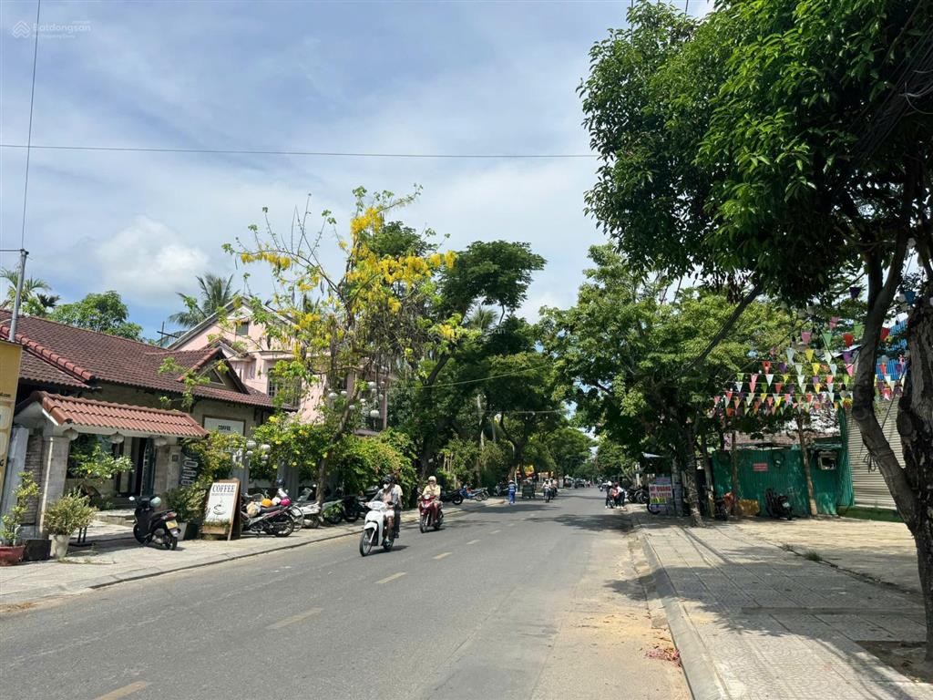 Bán nhà mặt tiền đường nguyễn duy hiệu  hội an. vị trí đắc địa  giá sập hầm (ms130)
