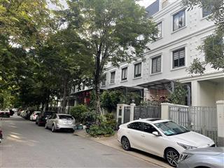 Lakeview city, căn nhà phố 5x20 1 trệt 3 lầu, nhà thô, vị trí gần hồ giá 18 tỷ.  0909 483 ***
