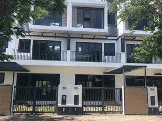 Hàng ngộp. bán gấp căn nhà phố đông tăng long 7,1 tỷ, 5x20 nhà thô, sổ sẵn khu bason.  0909 483 ***
