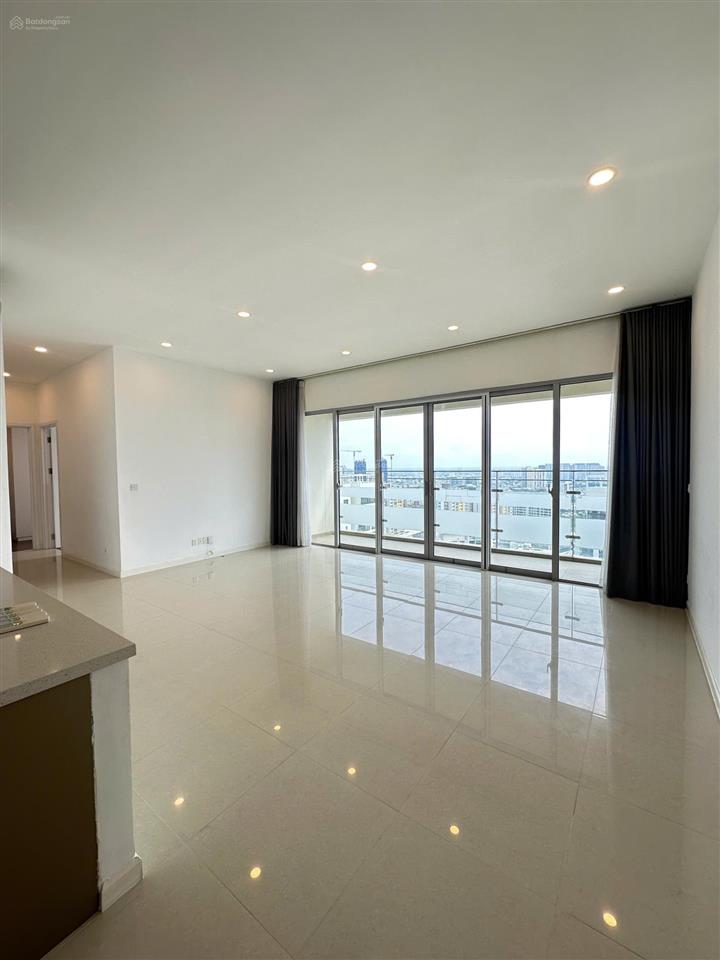 Hàng hiếm  bán nhanh 3 phòng ngủ lớn estella heights, tháp thương mại, view thoáng, sổ hồng sẵn