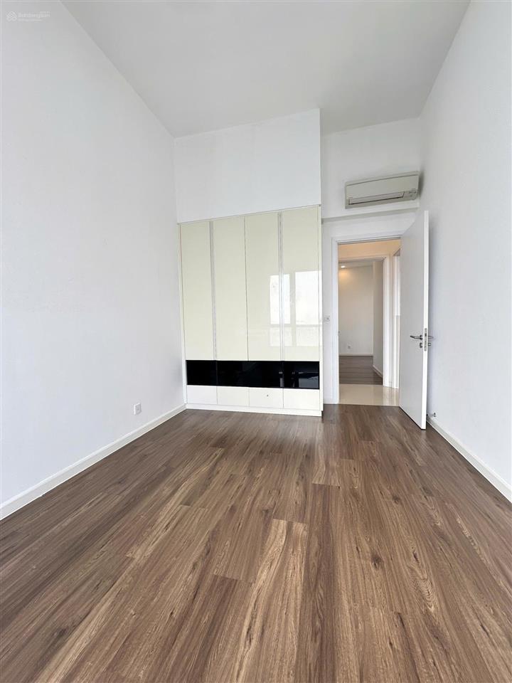 Hàng hiếm  bán nhanh 3 phòng ngủ lớn estella heights, tháp thương mại, view thoáng, sổ hồng sẵn