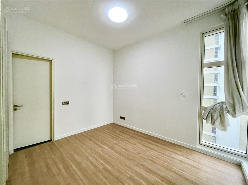 Hạ giá hơn 1 tỷ  bán nhanh 3pn the estella 171m2, view thoáng nội thất cơ bản, sổ sẵn, giá rẻ