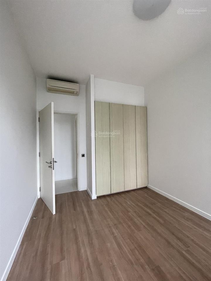 Hạ giá hơn 1 tỷ  bán nhanh 3pn the estella 171m2, view thoáng nội thất cơ bản, sổ sẵn, giá rẻ