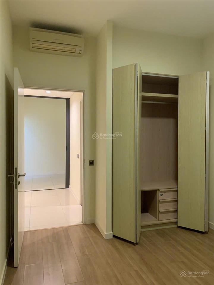 Giảm giá sốc hơn 2 tỷ  bán nhanh căn hộ the estella 3pn 124m2 view thoáng, sổ sẵn, giá rẻ đầu tư