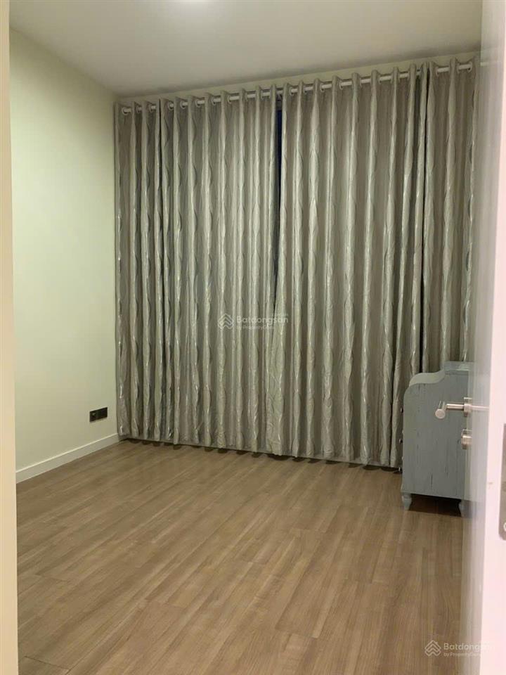 Giảm giá sốc hơn 2 tỷ  bán nhanh căn hộ the estella 3pn 124m2 view thoáng, sổ sẵn, giá rẻ đầu tư