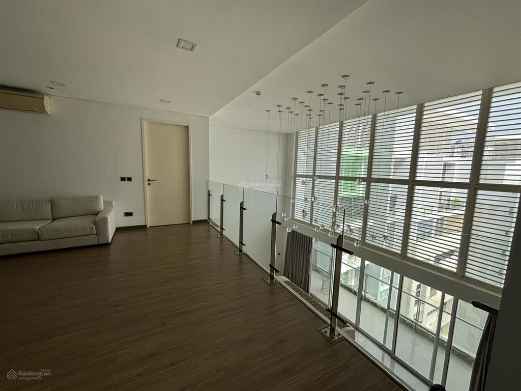 Cho thuê penthouse the estella 4pn, nội thất cơ bản, giá chỉ 69 triệu/tháng, quá rẻ