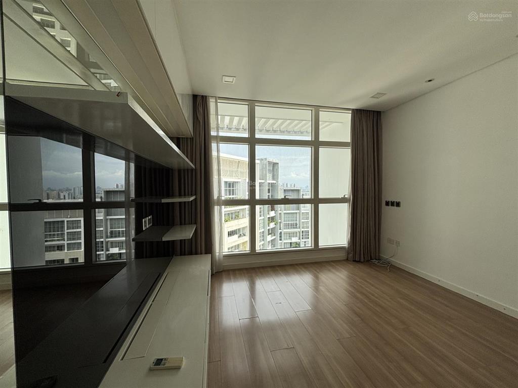 Cho thuê penthouse the estella 4pn, nội thất cơ bản, giá chỉ 69 triệu/tháng, quá rẻ