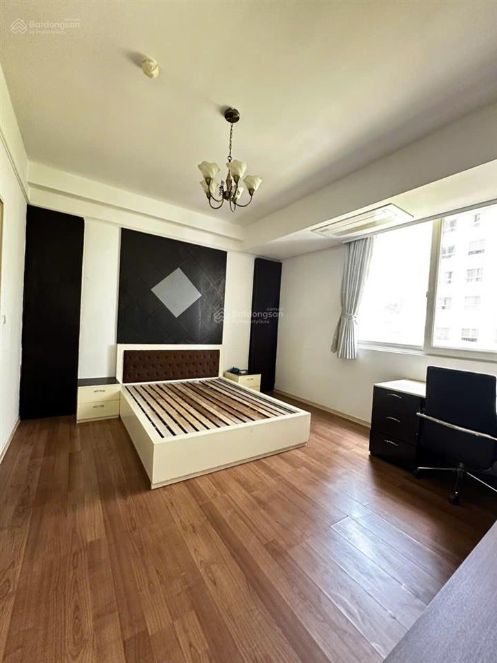 Hạ giá cực sốc hơn 1 tỷ  bán 3pn imperia an phú, layout 131m2, nhà trống, sổ hồng, giá rẻ đầu tư