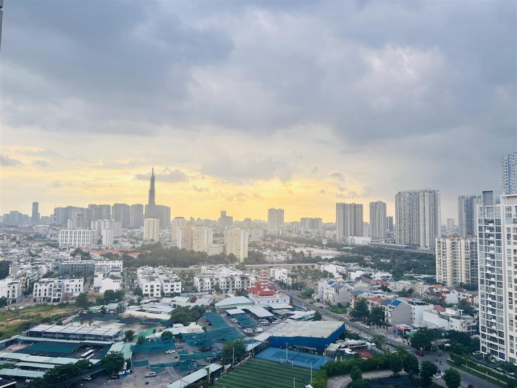 Giảm giá cực sốc để bán nhanh 2pn imperia an phú view landmark 81, tầng cao, sổ hồng sẵn