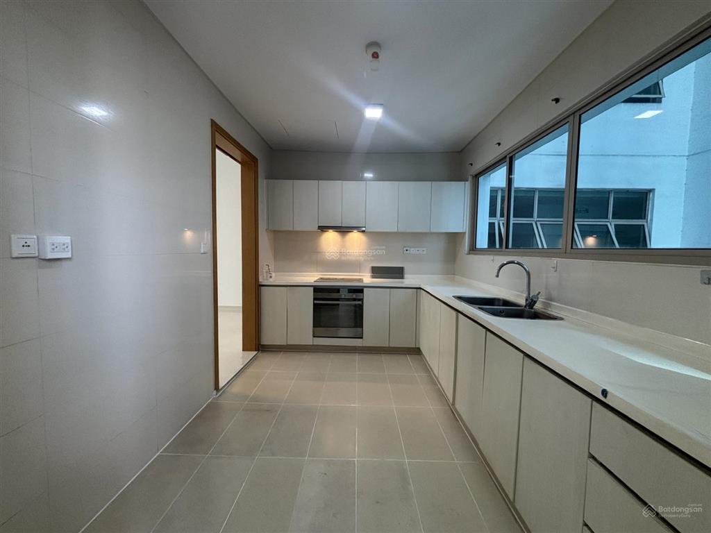 Mr. nhật sale chuyên 10 năm làm the vista nắm trùm giỏ hàng bán căn hộ 3pn giá tốt, đầu tư