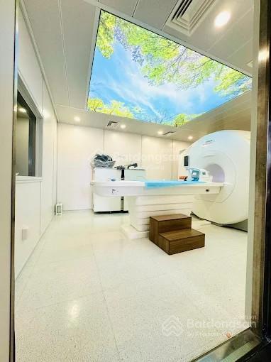Bán nhà mt ngay bv đại học y dược, quận 5, dt 15.7 x 18m,cn 288m2, phòng khám đang thuê 10.000/th