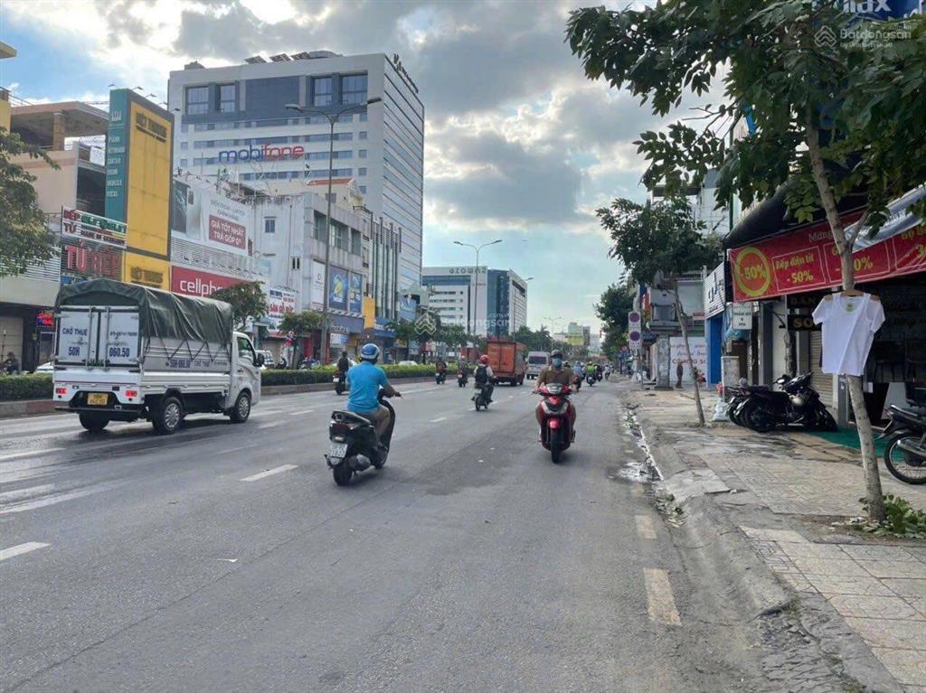 Bán nhà mặt tiền đường trường chinh phường 12, tân bình, dt7.5x37m, dtcn 259m2 giá 60 tỷ