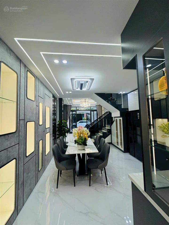 Cho thuê nhà mới 3 tầng lê thiệt, hòa khánh sát biển giá 25tr/tháng.  qúy 0905 959 ***