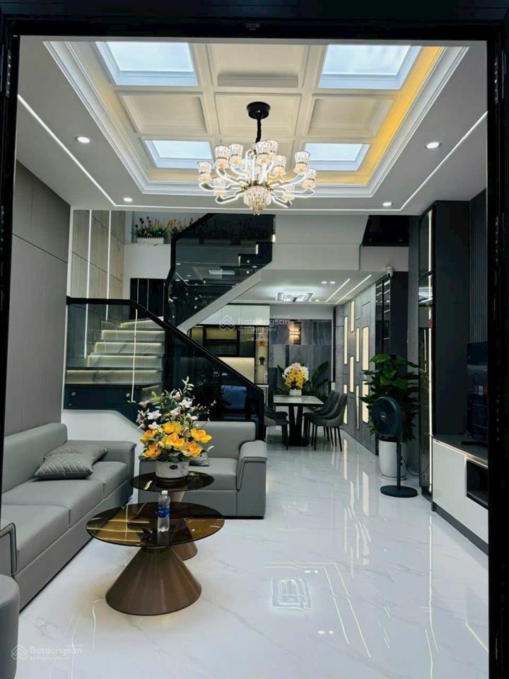 Cho thuê nhà mới 3 tầng lê thiệt, hòa khánh sát biển giá 25tr/tháng.  qúy 0905 959 ***