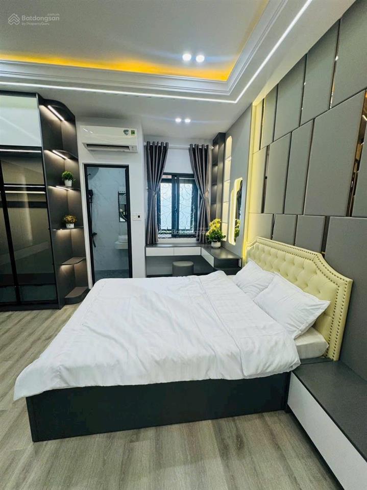 Cho thuê nhà mới 3 tầng lê thiệt, hòa khánh sát biển giá 25tr/tháng.  qúy 0905 959 ***