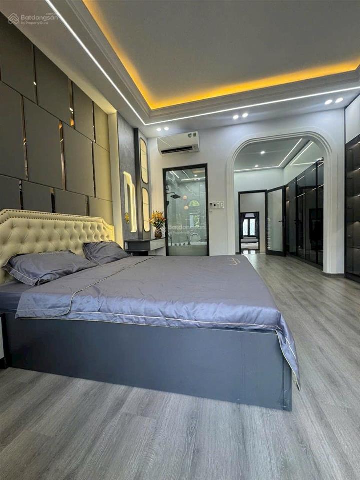Cho thuê nhà mới 3 tầng lê thiệt, hòa khánh sát biển giá 25tr/tháng.  qúy 0905 959 ***