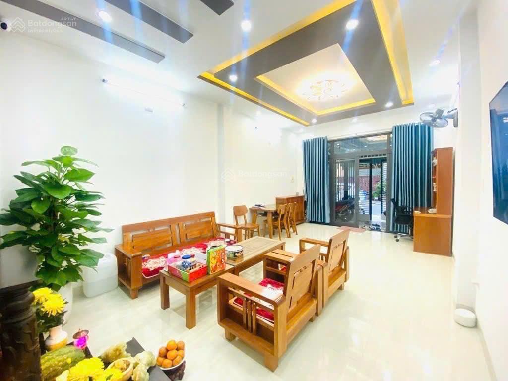 Bán căn nhà 2 tầng lưu trọng lư sát sông, giá chỉ 7,5 tỉ.  quy 0905 959 ***