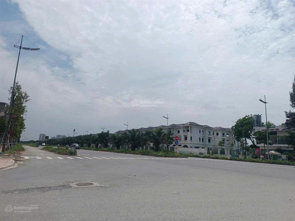 Mặt đường vân canh giá chỉ có 146tr/m2, gần các kđt lớn. phù hợp đầu tư dài hạn và phát triển dự án