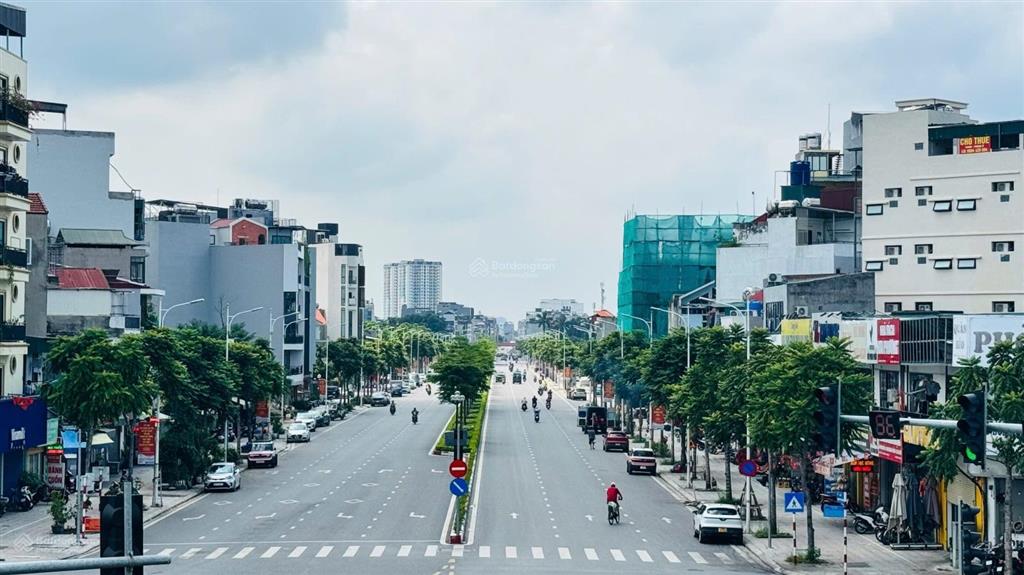 Bán đất mặt phố hồng tiến 305m, nhà cũ bán đất, mặt tiền 16m giá 122 tỷ