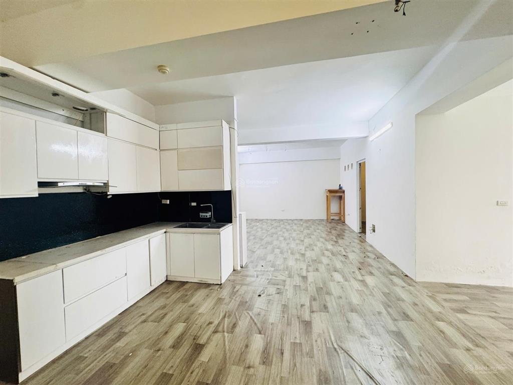 Hot, chỉ 4,5 tỷ có căn hộ 160m2  văn khê, 4pn  phù hợp giữ tiền, cho thuê, gia đình đông người