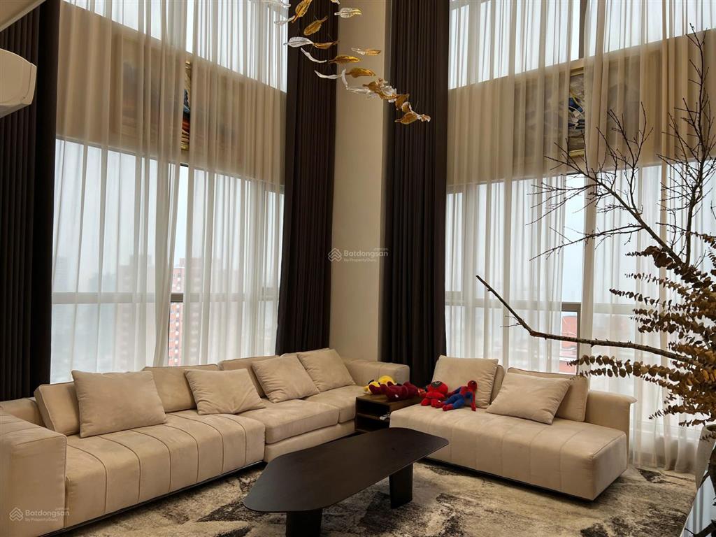 Cho thuê duplex đẳng cấp tại starlake tây hồ tây 231m, 4pn, 4wc full nội thất giá 70tr