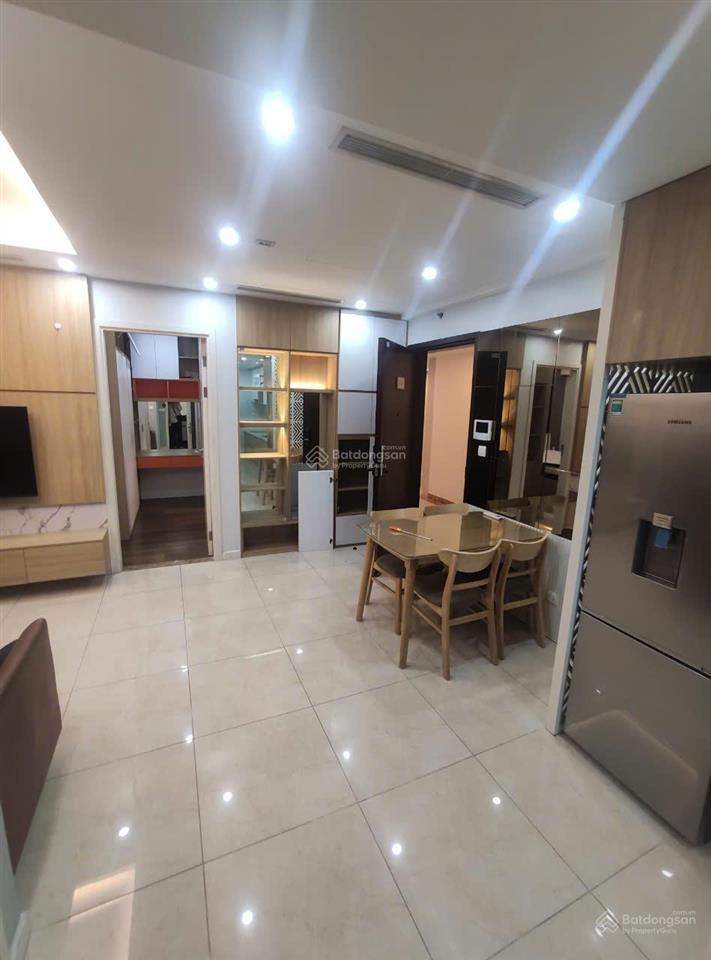 Chính chủ cho thuê căn hộ d'capitale vào tháng 3 này, dt 70m2 2pn 2vs giá chỉ 21,5tr/th
