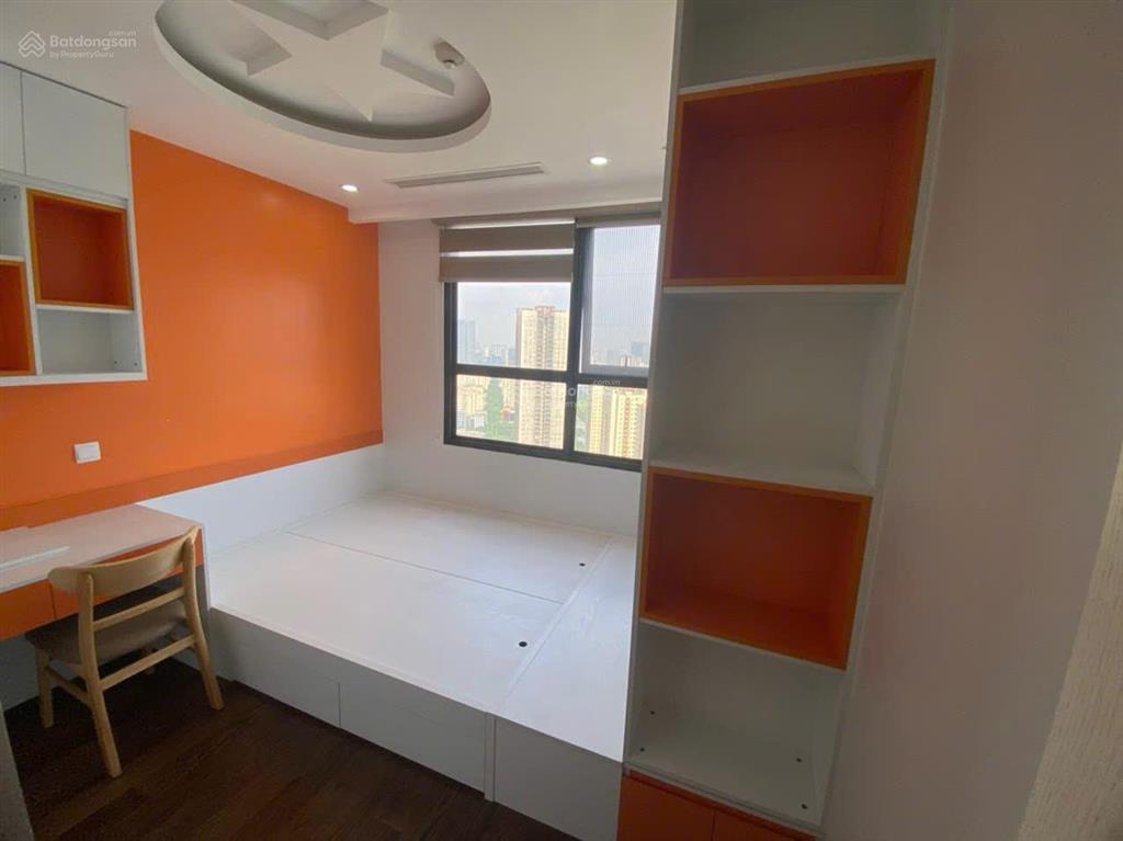 Chính chủ cho thuê căn hộ d'capitale vào tháng 3 này, dt 70m2 2pn 2vs giá chỉ 21,5tr/th