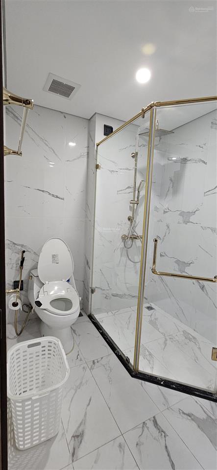 Chính chủ gửi cho thuê căn hộ cao cấp 2 ngủ và 2 ngủ cộng giá chỉ 20 triệu, vào luôn