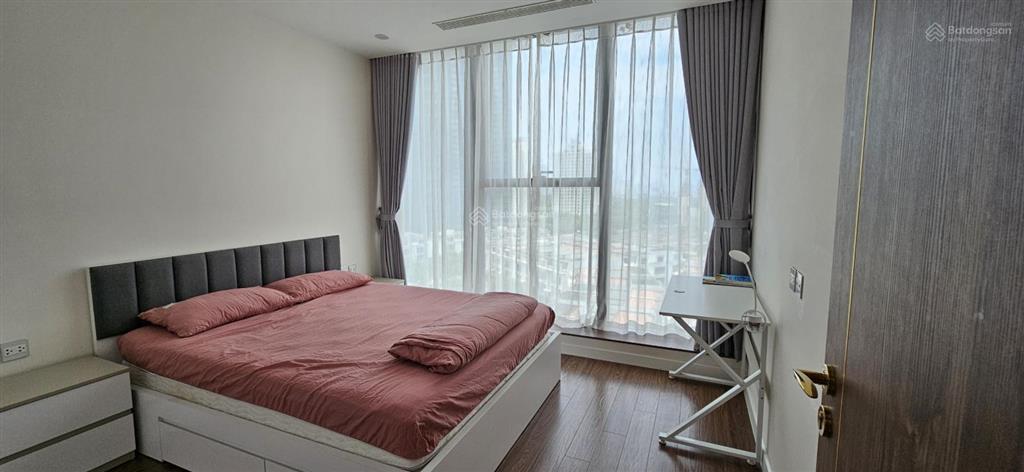 Chính chủ gửi cho thuê căn hộ cao cấp 2 ngủ và 2 ngủ cộng giá chỉ 20 triệu, vào luôn