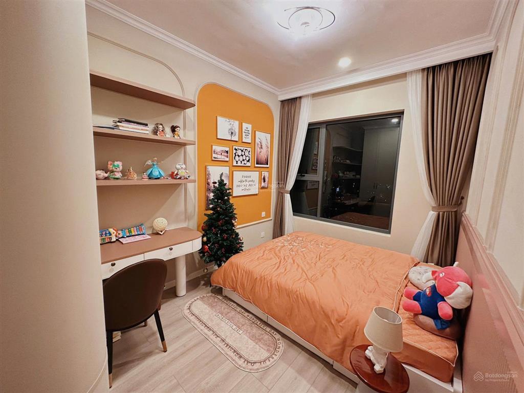 Bán nhanh căn 3pn 108m2 full nội thất, căn góc, tầng đẹp, vào ở luôn, view đối diện club house